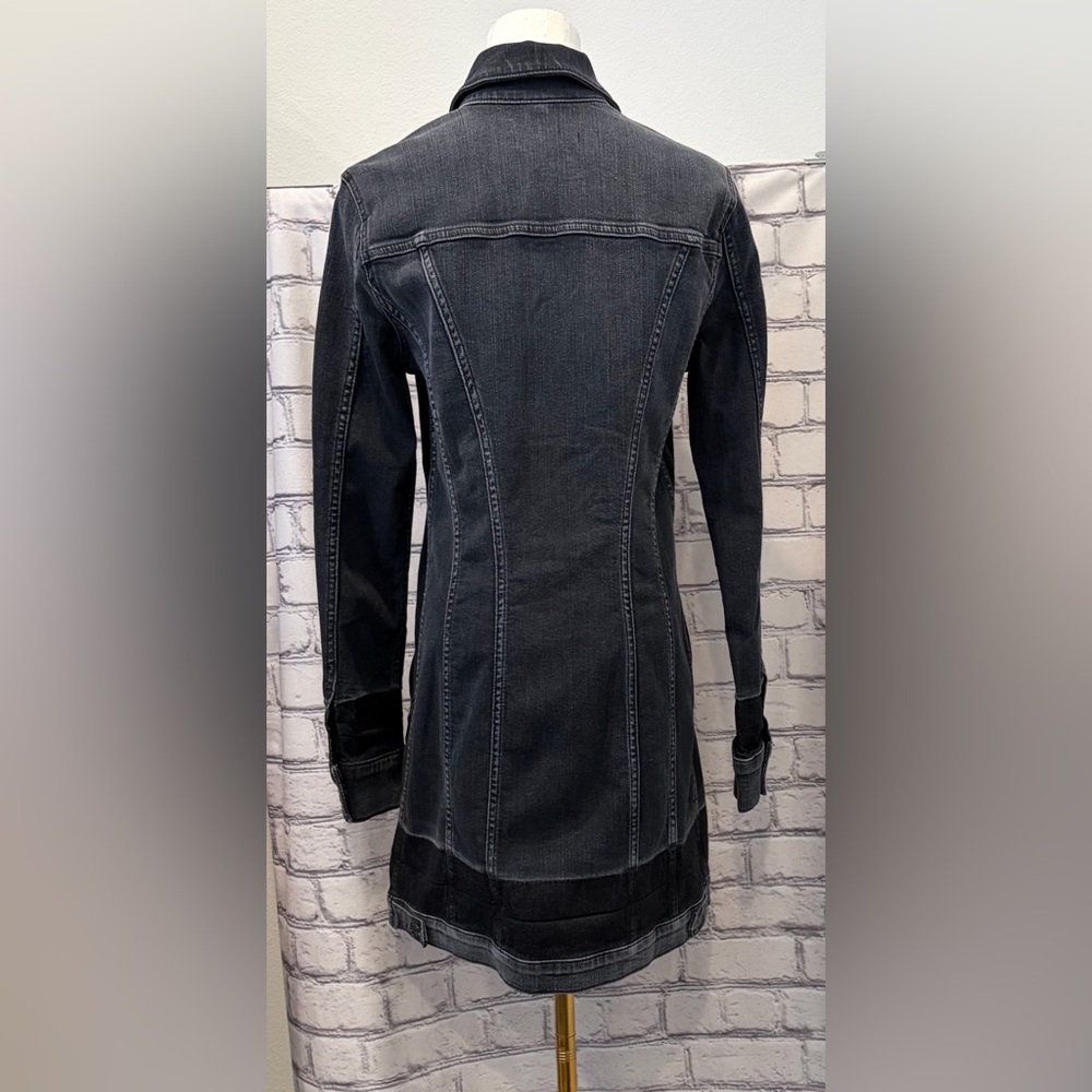 7 For All Mankind Women's Black Denim Button-Front  Trucker Jacket - Picture 12 of 12